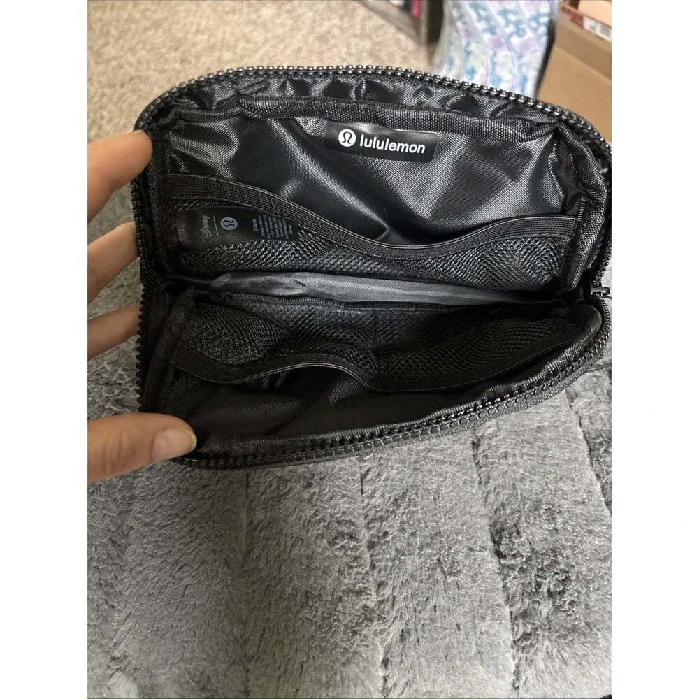 Disney x lululemon Everywhere Belt Bag 1L Mickey in Motion Graphic Crossbody NWT
